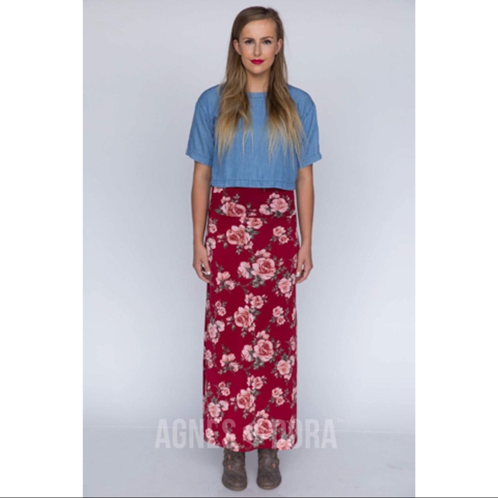 Agnes & Dora Rosettes Maxi Skirt Small Red Floral Silky New With Tags